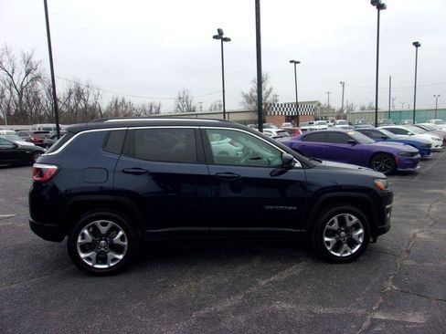 Used 2018 Jeep Compass Limited AWD/4WD image 4