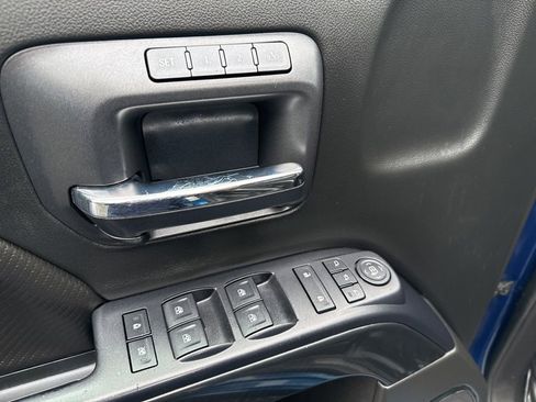 Used 2015 GMC Sierra 1500 SLT w/ All-Terrain Package AWD/4WD image 18