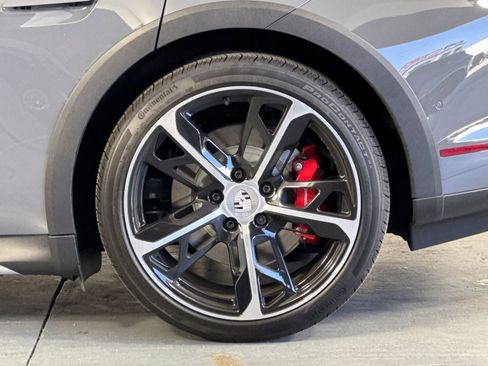 New 2026 Porsche Taycan 4S Cross Turismo AWD/4WD image 33
