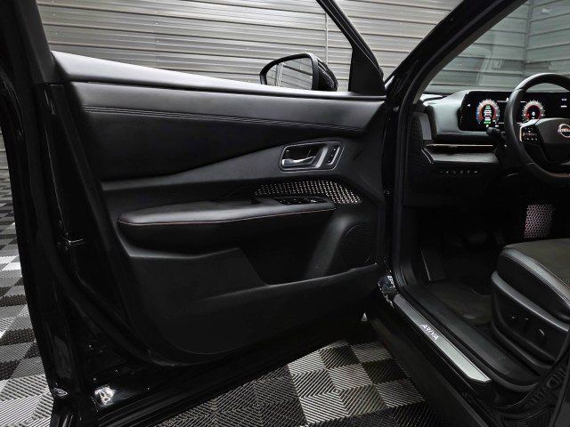 Used 2023 Nissan Ariya FWD image 38