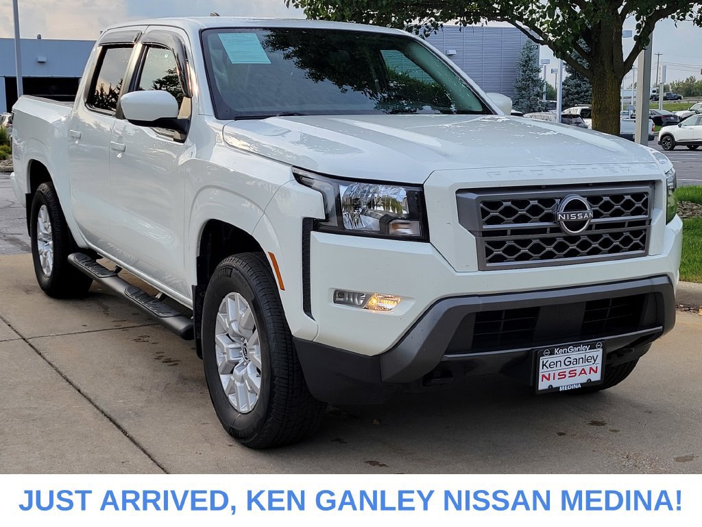 Certified 2022 Nissan Frontier SV w/ Technology Package AWD/4WD image 1