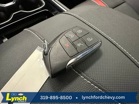 Used 2024 Chevrolet Traverse RS w/ LPO, Floor Liner Package image 20
