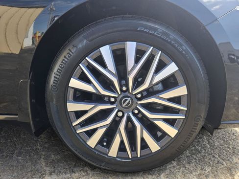 Used 2023 Nissan Altima 2.5 SV FWD image 34