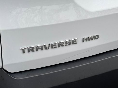 Certified 2022 Chevrolet Traverse LT w/ LPO, Floor Liner Package image 33