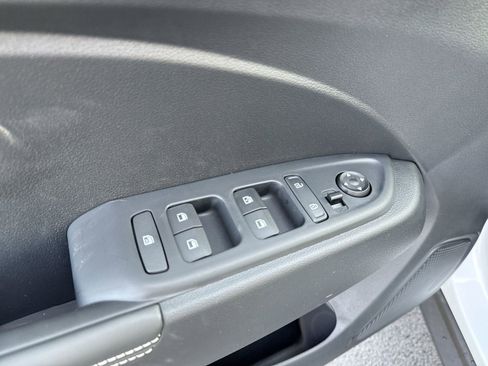 New 2026 Hyundai Venue SEL image 14