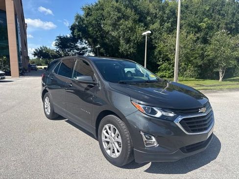 Used 2019 Chevrolet Equinox LT w/ Driver Convenience Package FWD image 10