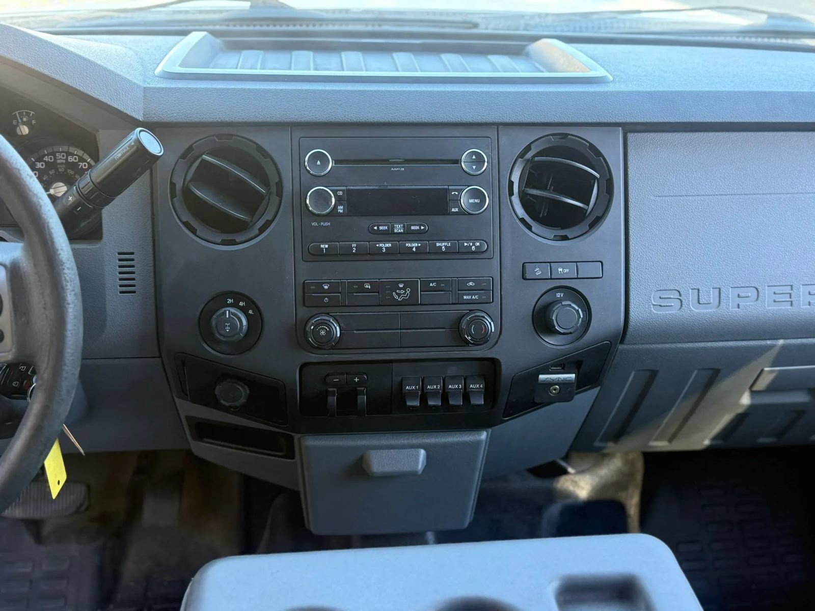 Used 2015 Ford F250 XL w/ Power Equipment Group AWD/4WD image 16