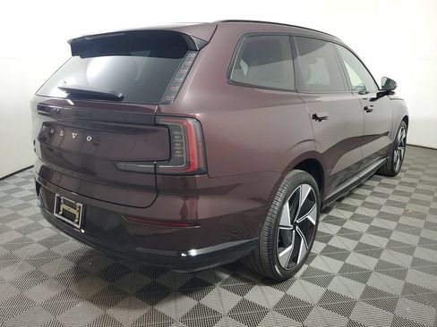 Used 2025 Volvo EX90 Ultra AWD/4WD image 8