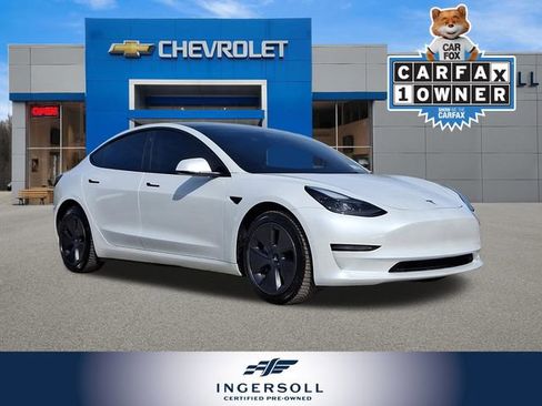 Used 2023 Tesla Model 3 Standard Range RWD image 1