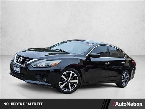 Used 2017 Nissan Altima 2.5 SR FWD image 1