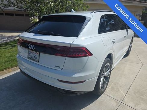 Used 2023 Audi Q8 Premium w/ Convenience Package AWD/4WD image 2