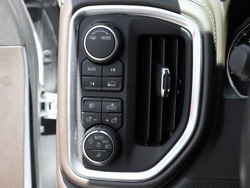 Used 2022 Chevrolet Silverado 1500 RST w/ Safety Package image 20