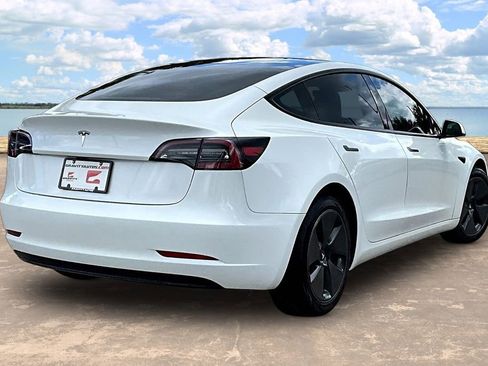 Used 2023 Tesla Model 3 Standard Range RWD image 4