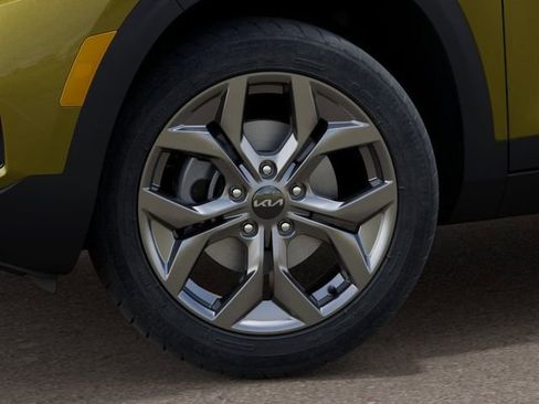 New 2024 Kia Seltos S image 9