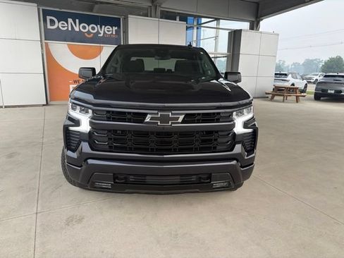 Used 2024 Chevrolet Silverado 1500 RST AWD/4WD image 9