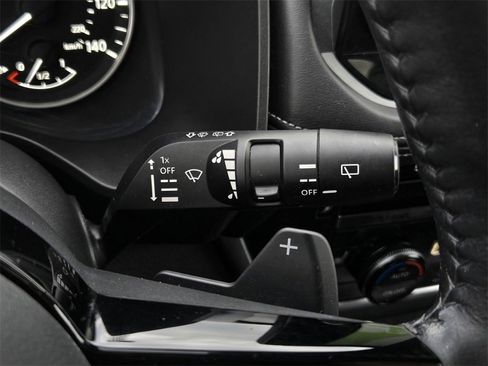 Used 2021 Nissan Rogue SL w/ Premium Package image 23