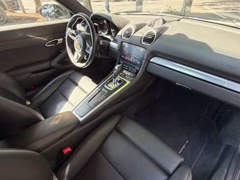 Certified 2019 Porsche 718 Cayman RWD image 39