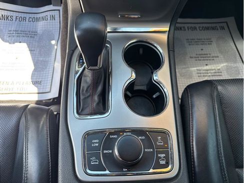 Used 2018 Jeep Grand Cherokee Trailhawk w/ Trailhawk Luxury Group AWD/4WD image 34
