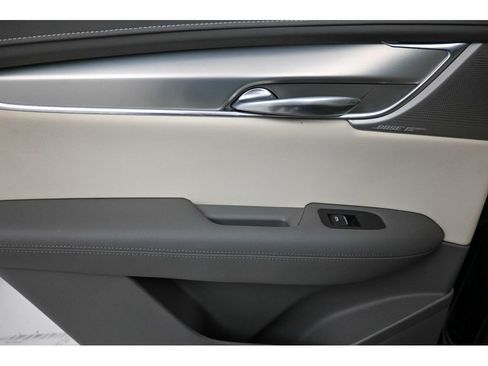 Certified 2021 Cadillac XT5 Premium Luxury image 25