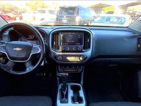 Used 2019 Chevrolet Colorado LT w/ LT Convenience Package RWD image 14