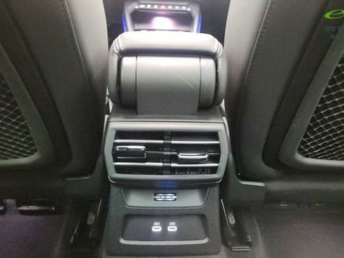 Used 2025 Audi A3 2.0T Premium Plus w/ Premium Plus Package AWD/4WD image 40