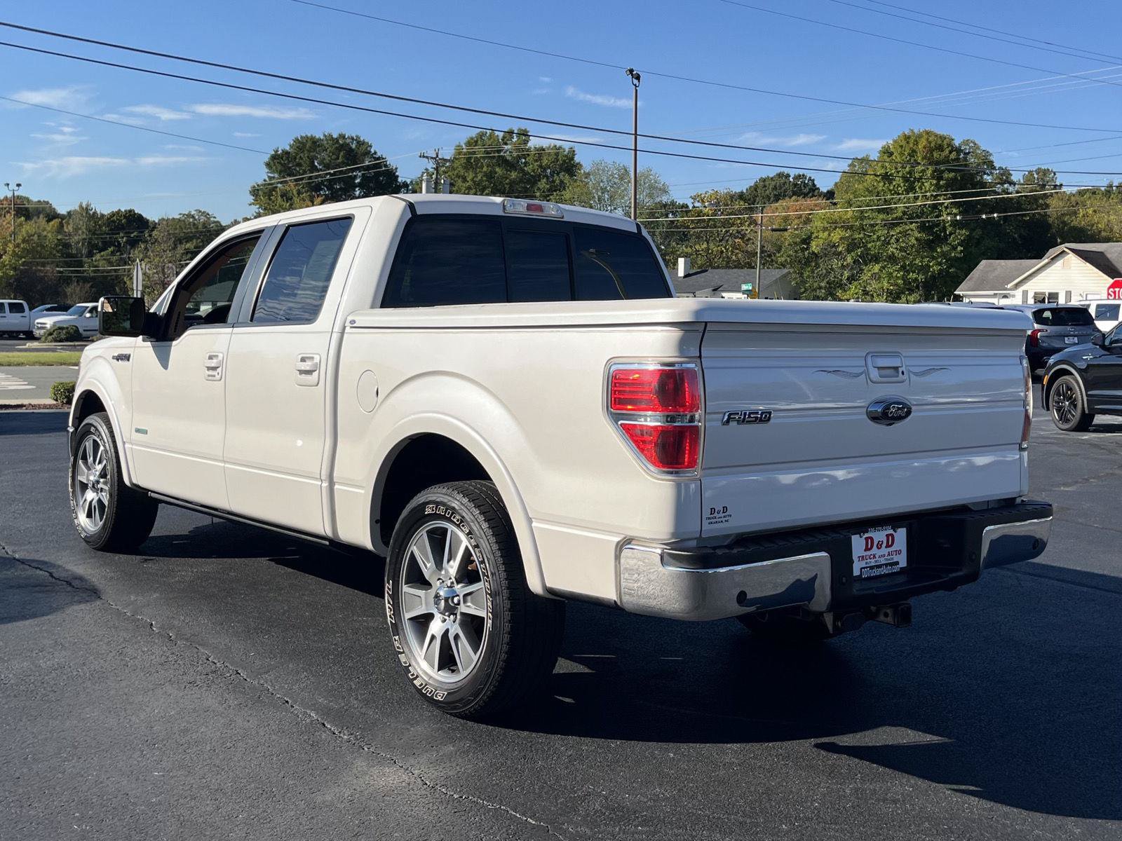 Used 2014 Ford F150 Lariat w/ Equipment Group 501A Mid RWD image 3