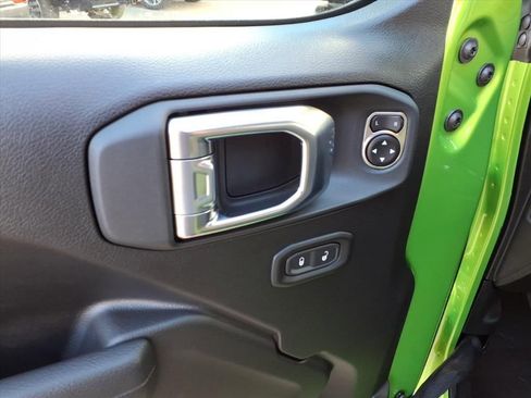 New 2026 Jeep Gladiator Sport image 17