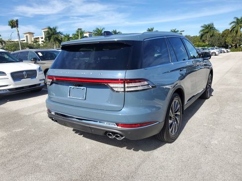 New 2026 Lincoln Aviator Premiere image 4