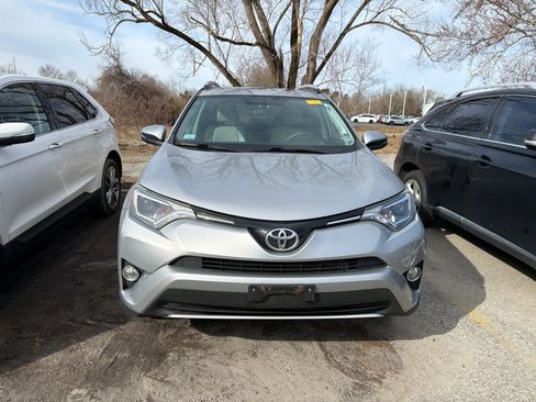 Used 2016 Toyota RAV4 XLE image 6