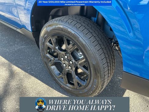 New 2026 Ford Maverick Lariat w/ Black Appearance Package image 29