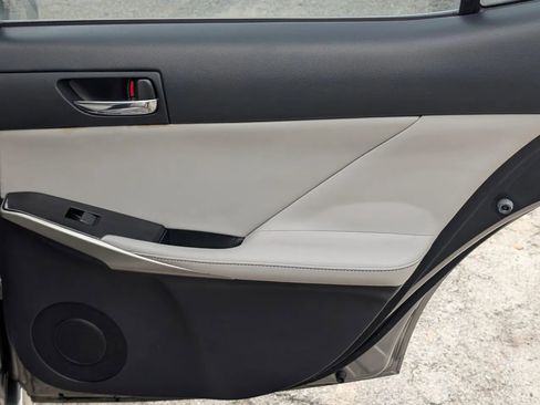 Used 2015 Lexus IS 250 image 34