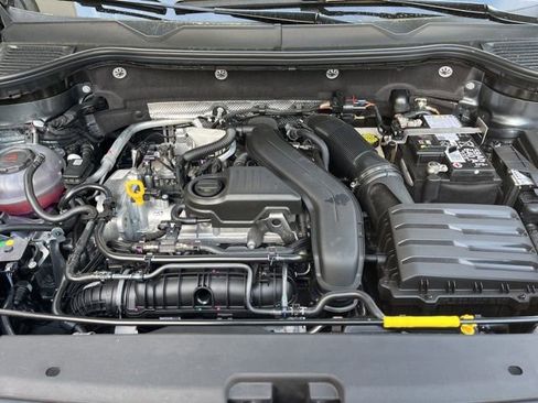 New 2026 Volkswagen Taos S FWD image 23