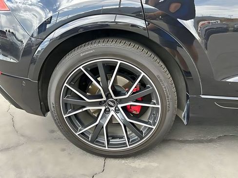 Used 2020 Audi Q8 Prestige AWD/4WD image 10
