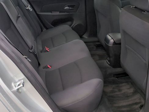 Used 2016 Chevrolet Cruze LT image 20