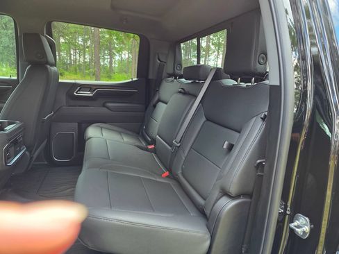 New 2026 GMC Sierra 1500 SLT w/ SLT Premium Package AWD/4WD image 18