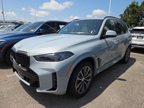 New 2026 BMW X5 xDrive50e w/ Executive Package AWD/4WD image 10