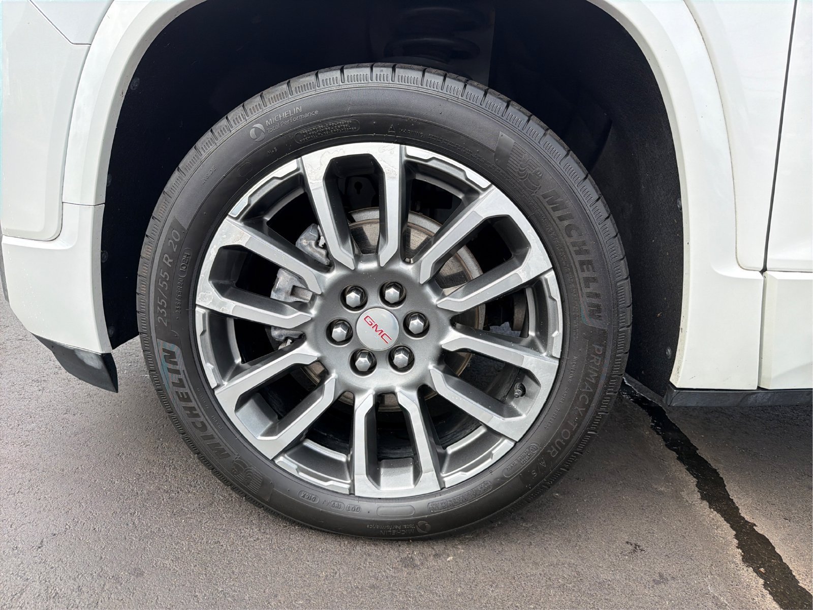 Used 2022 GMC Acadia Denali AWD/4WD image 25