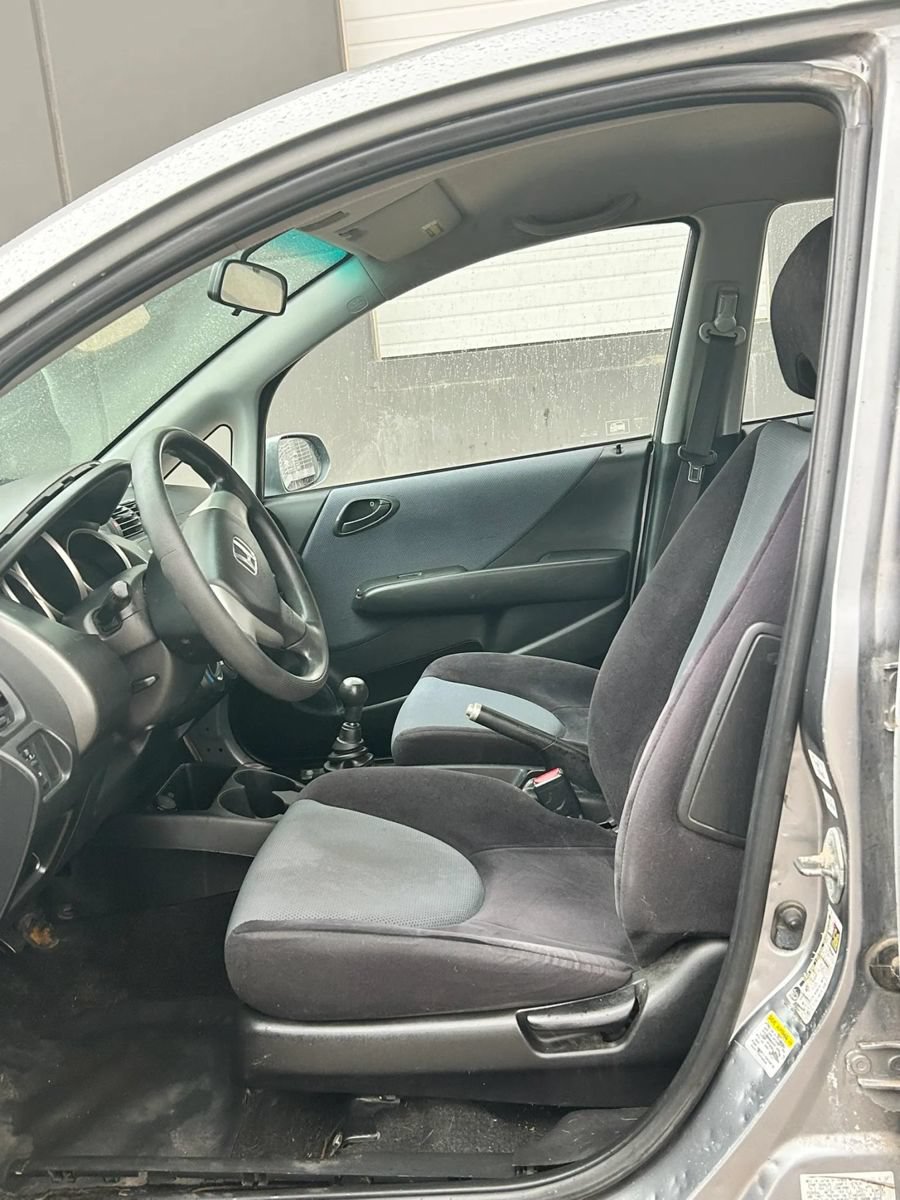 Used 2008 Honda Fit image 9