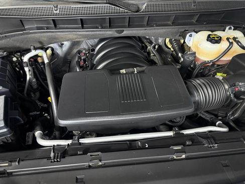 Used 2025 Chevrolet Tahoe Premier AWD/4WD image 33