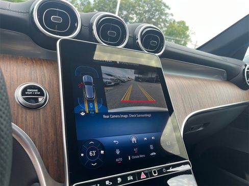 Certified 2025 Mercedes-Benz GLC 350e 4MATIC image 23