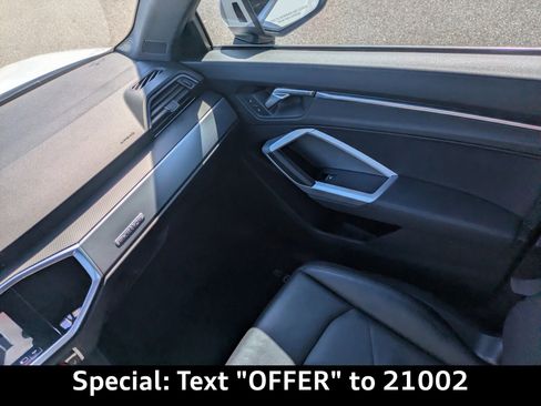 Certified 2022 Audi Q3 2.0T Premium Plus w/ Premium Plus Package image 19