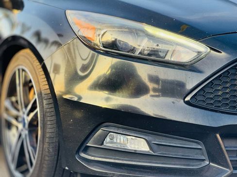 Used 2017 Ford Focus ST w/ Equipment Group 401A image 15