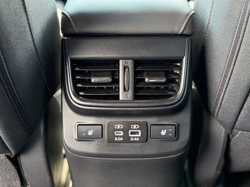 Used 2025 Subaru Outback Wilderness AWD/4WD image 8