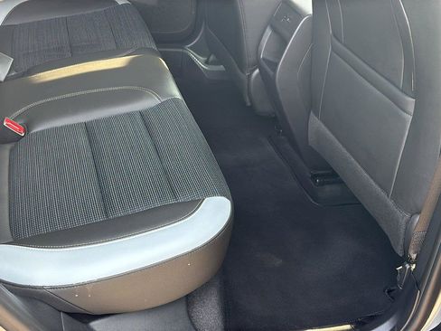 Certified 2025 Buick Envista Preferred w/ Convenience I Package FWD image 19