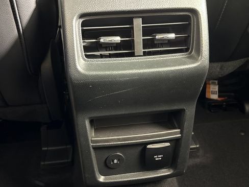 Used 2024 Ford Edge ST-Line AWD/4WD image 26