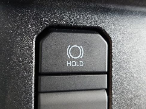Used 2025 Toyota Tundra Limited AWD/4WD image 26