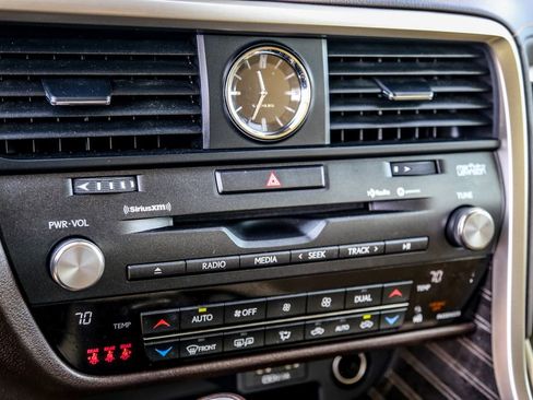 Used 2020 Lexus RX 350 AWD w/ Luxury Package image 17