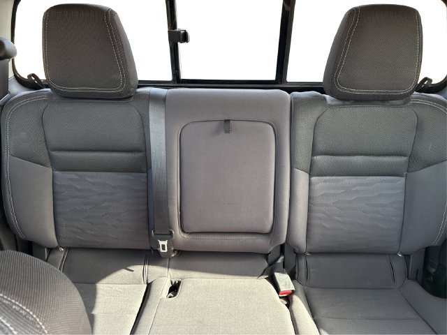 Used 2022 Nissan Frontier SV AWD/4WD image 15