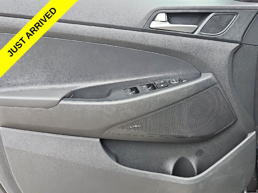 Used 2020 Hyundai Tucson Sport FWD image 11
