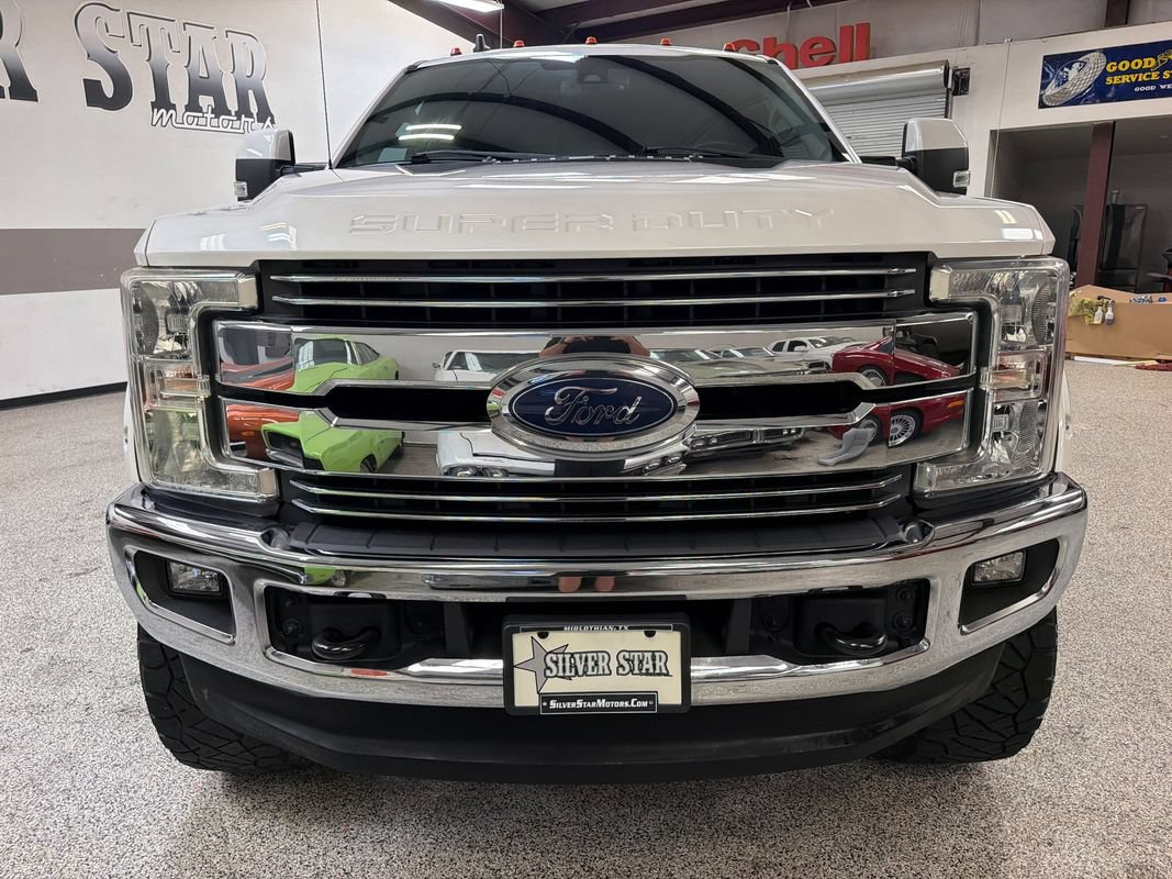 Used 2019 Ford F250 Lariat w/ Lariat Ultimate Package AWD/4WD image 12
